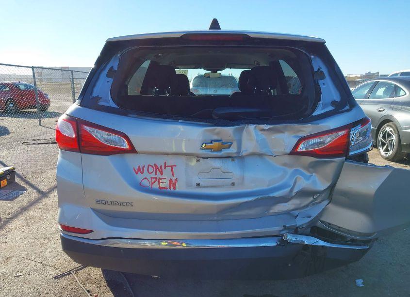 Photo 16 of 2018 Chevrolet Equinox LT (VIN 3GNAXJEV6JS631699)