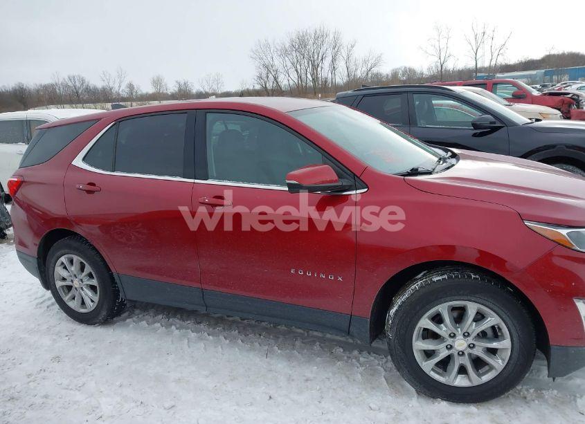 Photo 13 of 2018 Chevrolet Equinox LT (VIN 3GNAXJEV6JS642850)