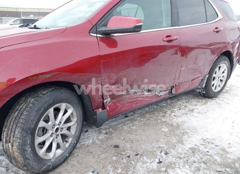 Photo 6 of 2018 Chevrolet Equinox LT (VIN 3GNAXJEV6JS642850)