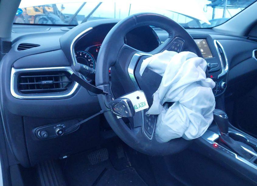 Photo 11 of 2019 Chevrolet Equinox LT (VIN 3GNAXJEV6KS630845)