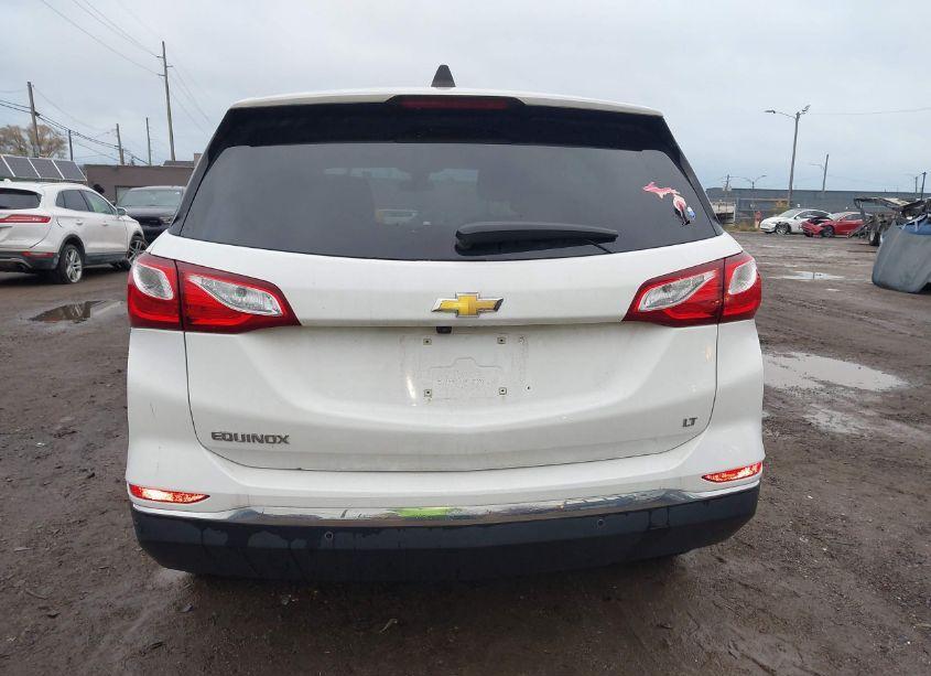 Photo 17 of 2019 Chevrolet Equinox LT (VIN 3GNAXJEV6KS630845)