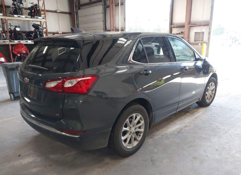 Photo 4 of 2019 Chevrolet Equinox LT (VIN 3GNAXJEV6KS640954)