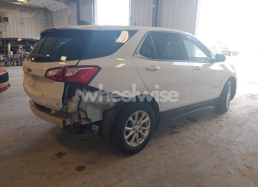 Photo 4 of 2020 Chevrolet Equinox FWD 2FL (VIN 3GNAXJEV6LL287398)