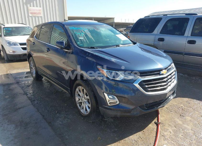 2018 Chevrolet Equinox LT (VIN 3GNAXJEV7JL163928) main photo