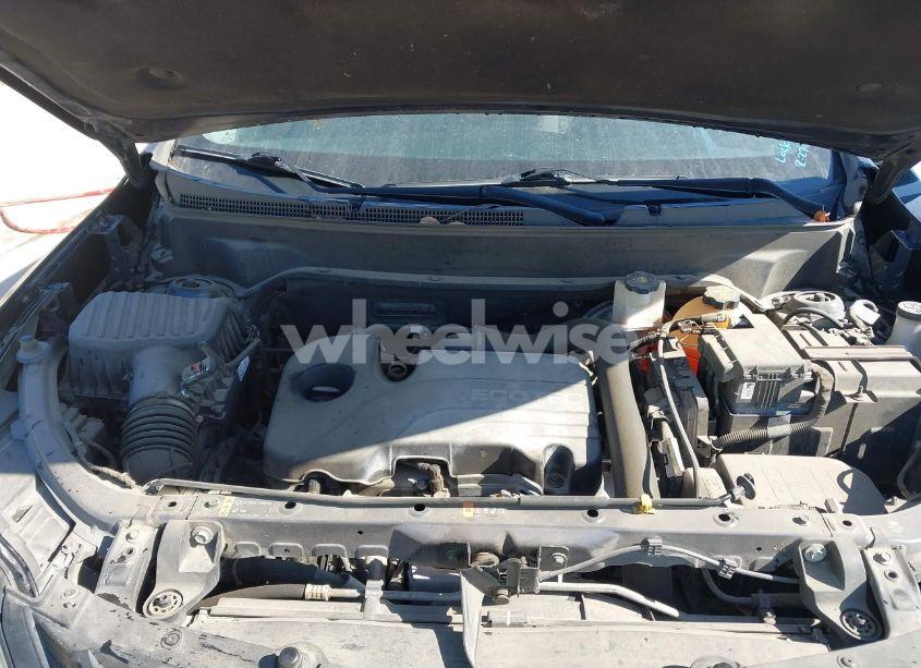 Photo 10 of 2018 Chevrolet Equinox LT (VIN 3GNAXJEV7JL163928)