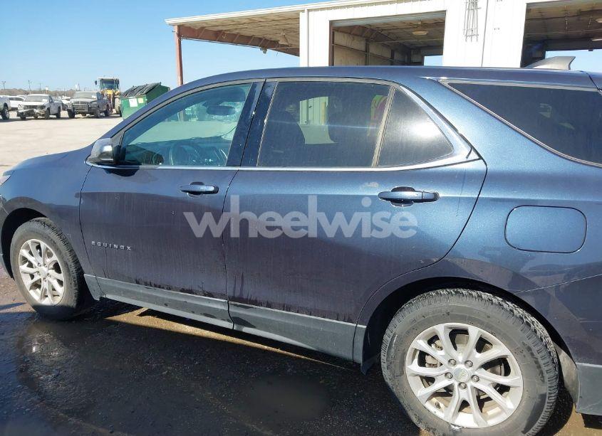 Photo 14 of 2018 Chevrolet Equinox LT (VIN 3GNAXJEV7JL163928)