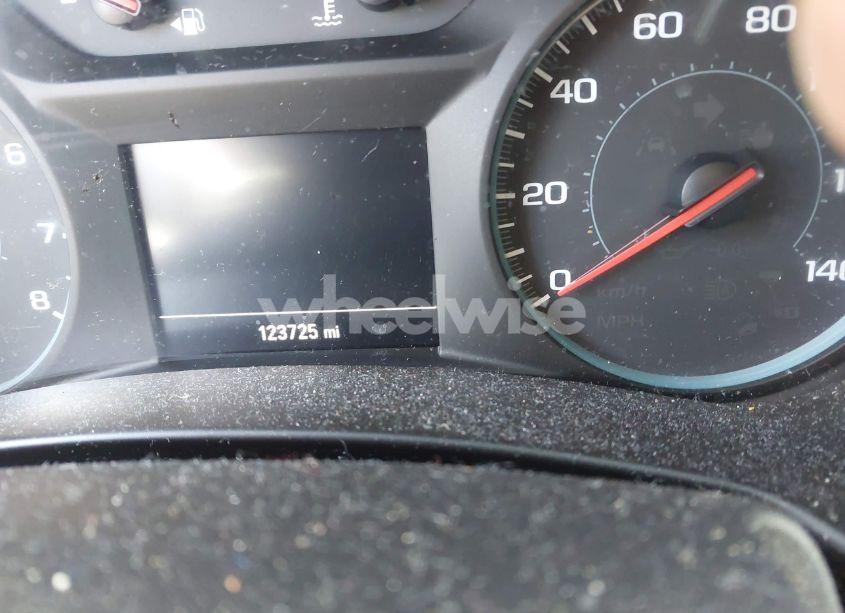 Photo 15 of 2018 Chevrolet Equinox LT (VIN 3GNAXJEV7JL163928)