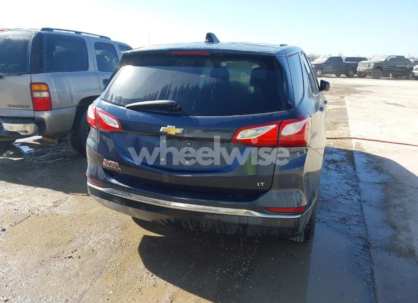 Photo 16 of 2018 Chevrolet Equinox LT (VIN 3GNAXJEV7JL163928)
