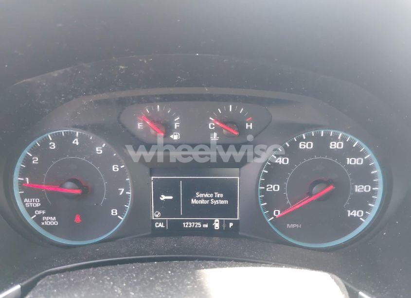 Photo 7 of 2018 Chevrolet Equinox LT (VIN 3GNAXJEV7JL163928)