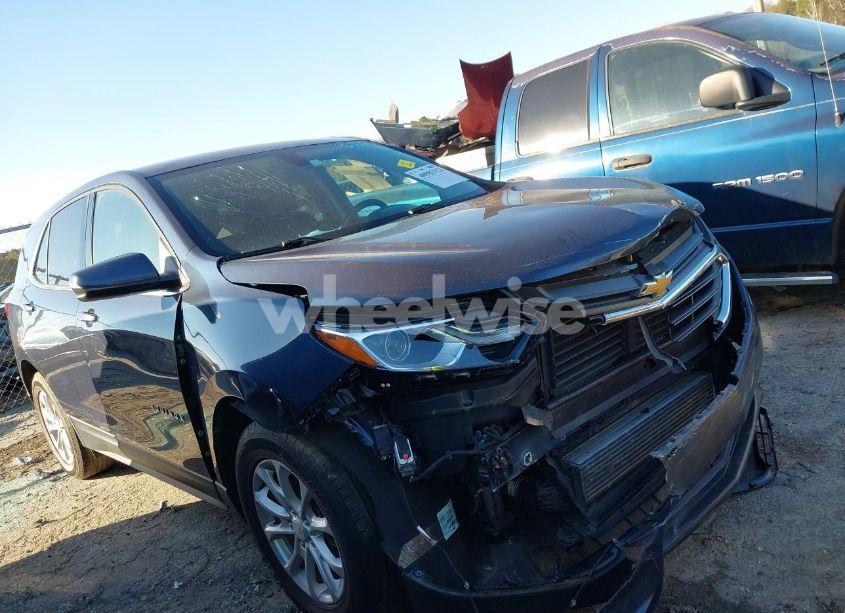 Photo 6 of 2018 Chevrolet Equinox LT (VIN 3GNAXJEV7JL353776)