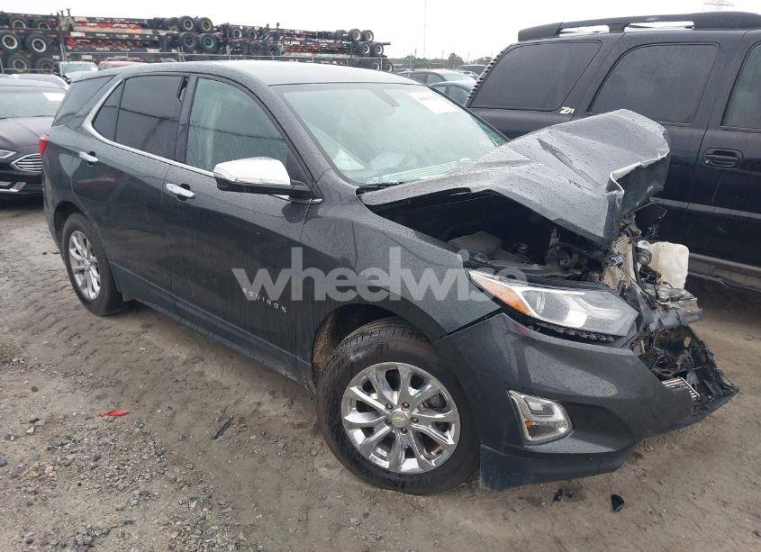 2018 Chevrolet Equinox LT (VIN 3GNAXJEV7JS506789) main photo