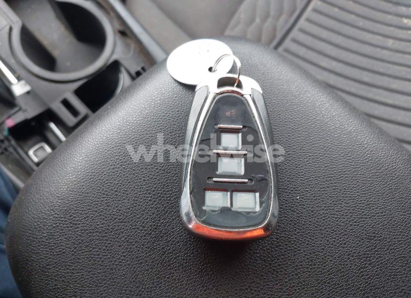 Photo 11 of 2018 Chevrolet Equinox LT (VIN 3GNAXJEV7JS506789)