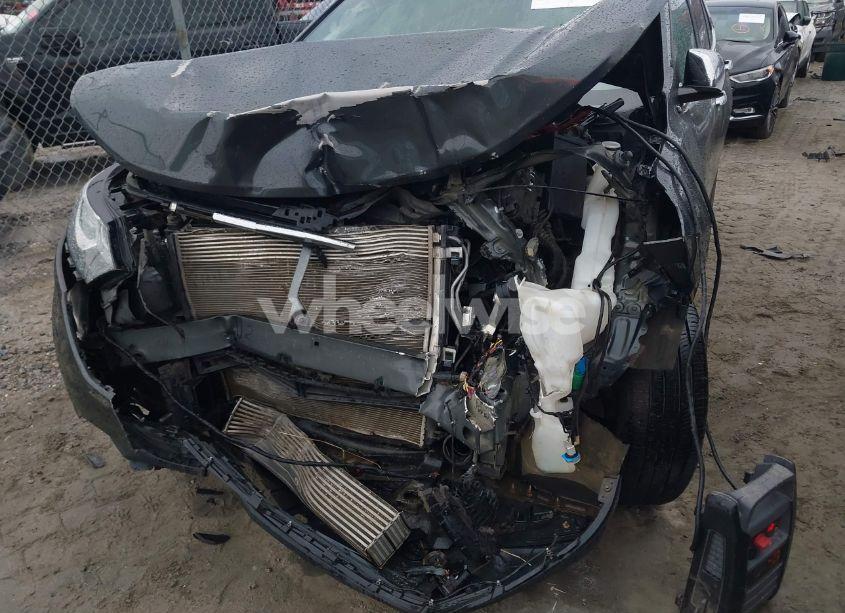 Photo 6 of 2018 Chevrolet Equinox LT (VIN 3GNAXJEV7JS506789)