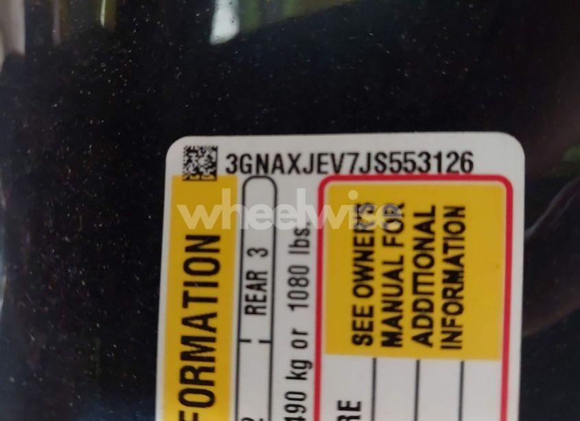 Photo 9 of 2018 Chevrolet Equinox LT (VIN 3GNAXJEV7JS553126)