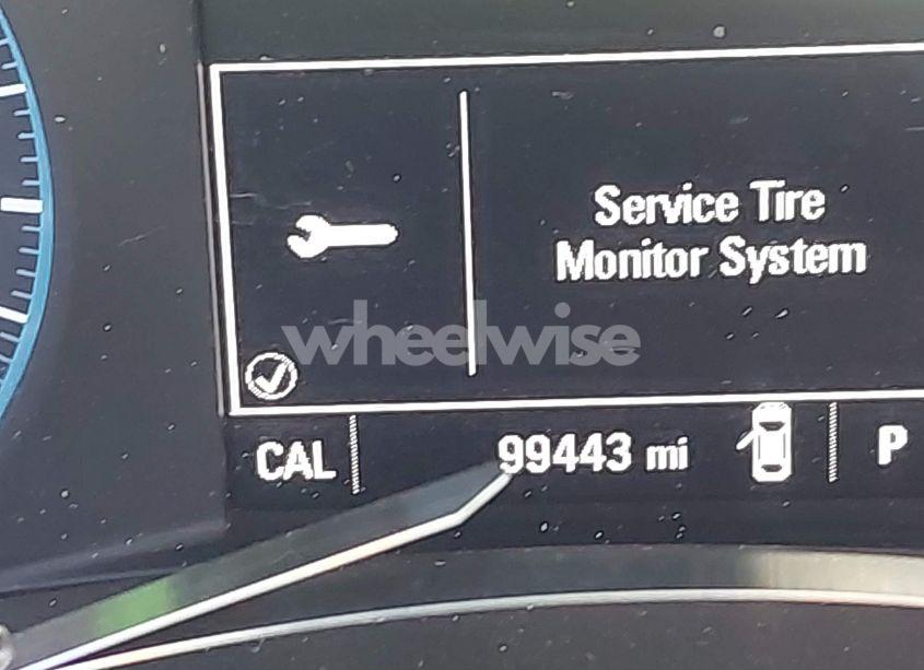 Photo 16 of 2018 Chevrolet Equinox LT (VIN 3GNAXJEV7JS558469)