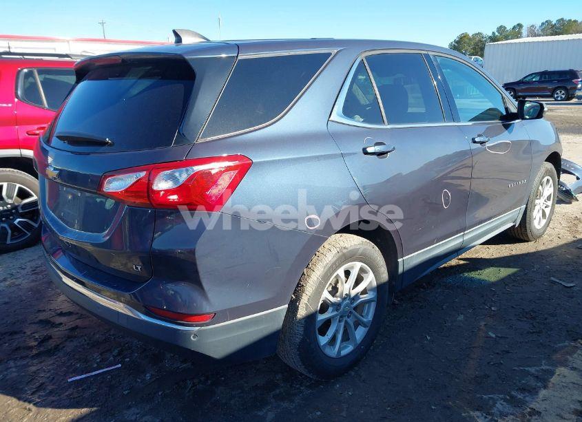 Photo 4 of 2018 Chevrolet Equinox LT (VIN 3GNAXJEV7JS558469)