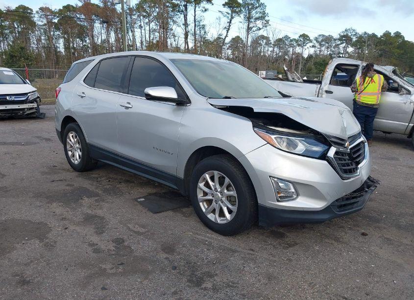 2018 Chevrolet Equinox LT (VIN 3GNAXJEV7JS611476) main photo