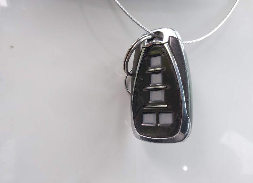 Photo 11 of 2018 Chevrolet Equinox LT (VIN 3GNAXJEV7JS611476)