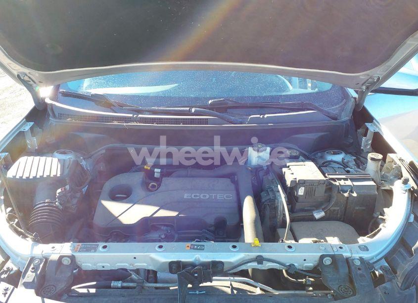 Photo 10 of 2018 Chevrolet Equinox LT (VIN 3GNAXJEV7JS645482)