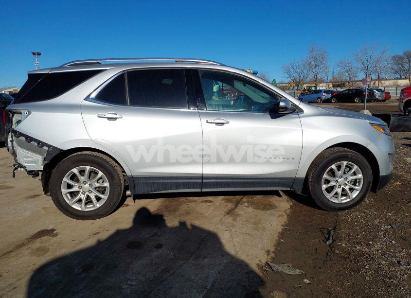 Photo 13 of 2018 Chevrolet Equinox LT (VIN 3GNAXJEV7JS645482)