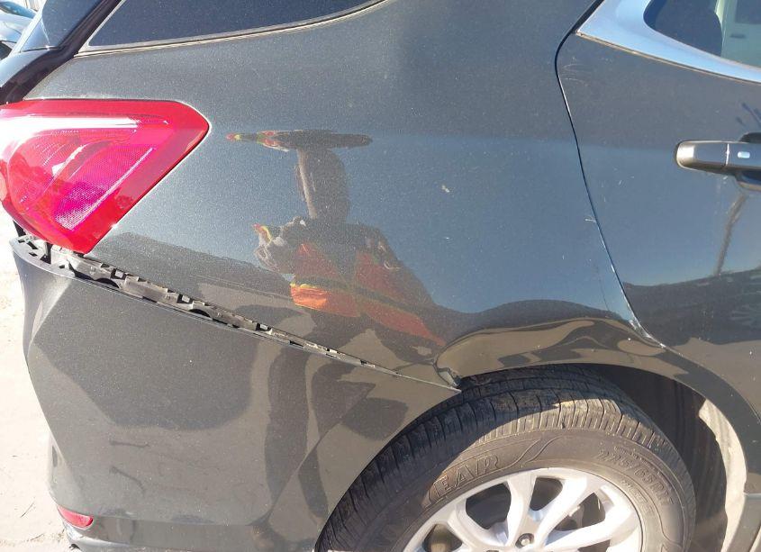 Photo 18 of 2019 Chevrolet Equinox LT (VIN 3GNAXJEV7KS607350)