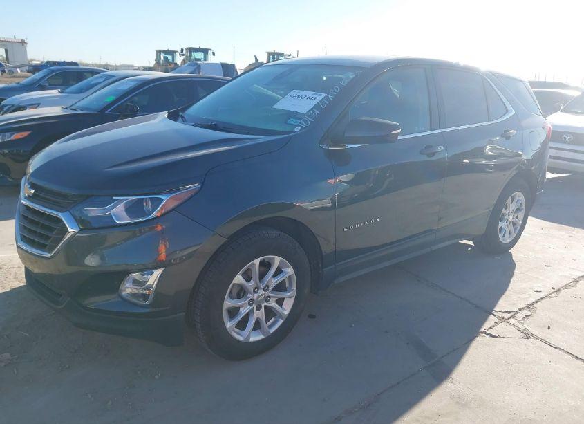 Photo 2 of 2019 Chevrolet Equinox LT (VIN 3GNAXJEV7KS607350)