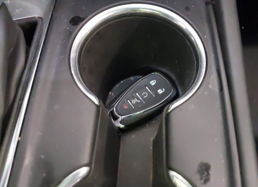 Photo 11 of 2019 Chevrolet Equinox LT (VIN 3GNAXJEV7KS644141)