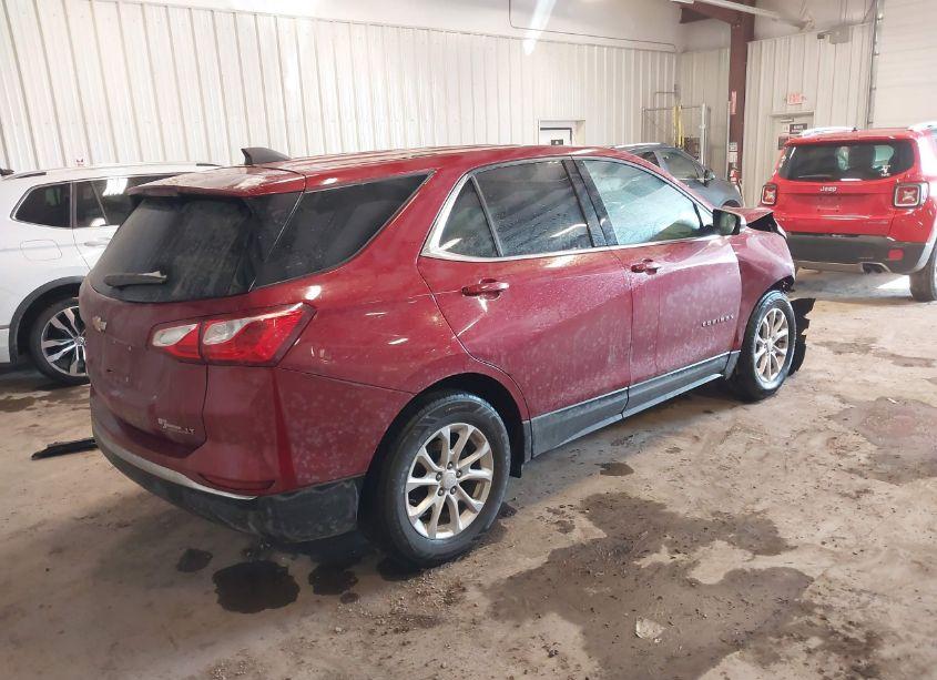 Photo 4 of 2019 Chevrolet Equinox LT (VIN 3GNAXJEV7KS644141)