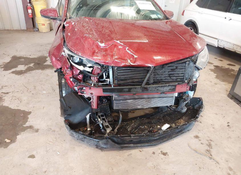 Photo 6 of 2019 Chevrolet Equinox LT (VIN 3GNAXJEV7KS644141)