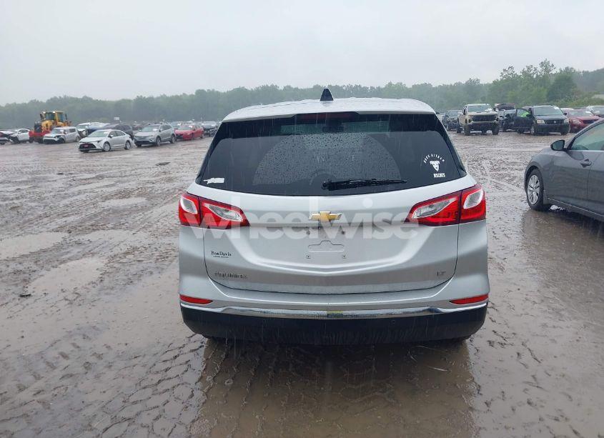 Photo 16 of 2020 Chevrolet Equinox FWD 2FL (VIN 3GNAXJEV7LS522834)