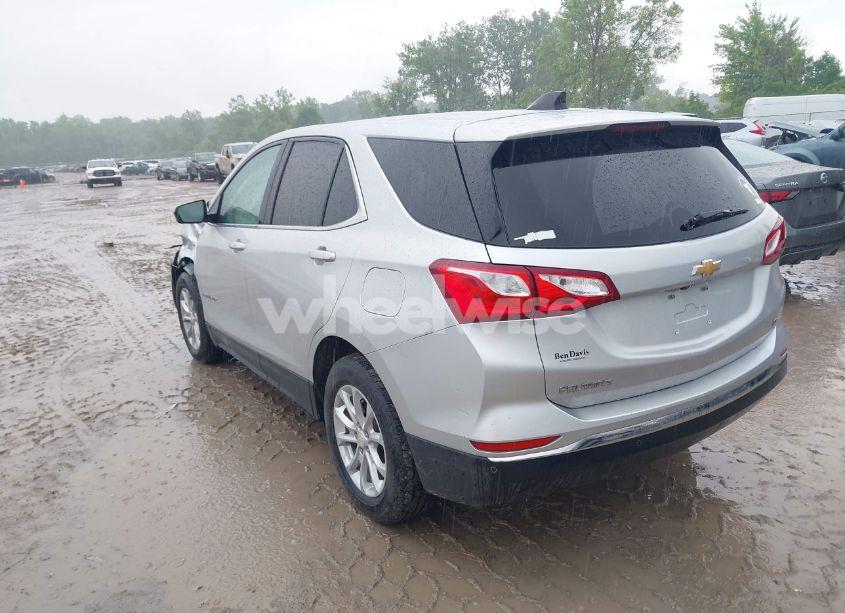 Photo 3 of 2020 Chevrolet Equinox FWD 2FL (VIN 3GNAXJEV7LS522834)