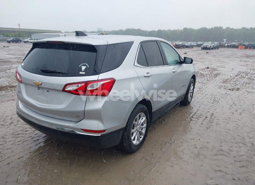 Photo 4 of 2020 Chevrolet Equinox FWD 2FL (VIN 3GNAXJEV7LS522834)