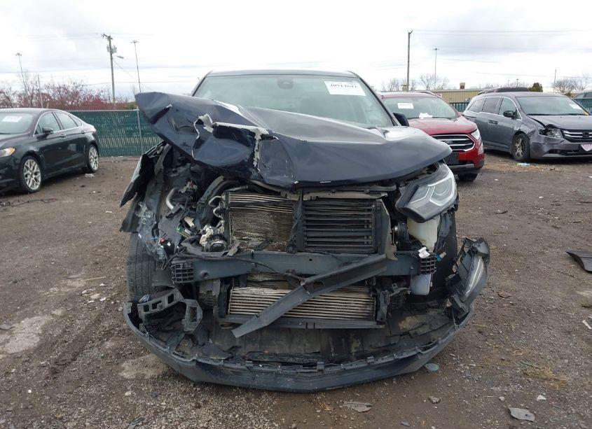 Photo 6 of 2020 Chevrolet Equinox FWD 2FL (VIN 3GNAXJEV7LS560628)