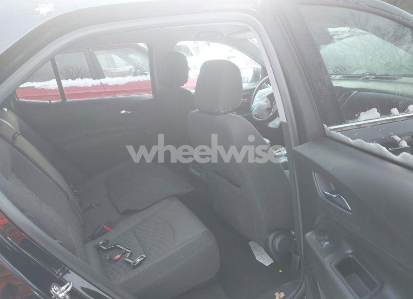 Photo 8 of 2020 Chevrolet Equinox FWD 2FL (VIN 3GNAXJEV7LS644657)