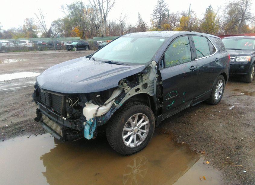 Photo 2 of 2018 Chevrolet Equinox LT (VIN 3GNAXJEV8JL126807)