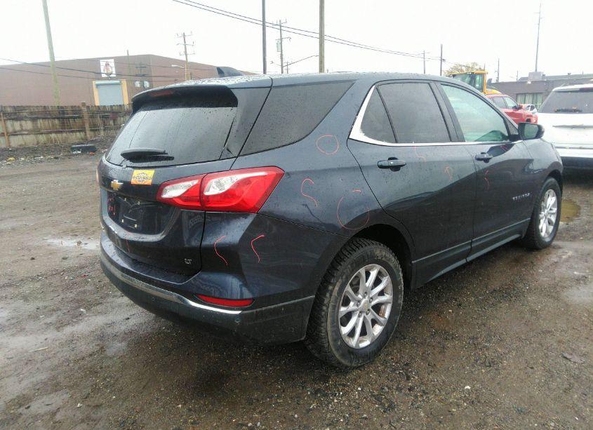 Photo 4 of 2018 Chevrolet Equinox LT (VIN 3GNAXJEV8JL126807)