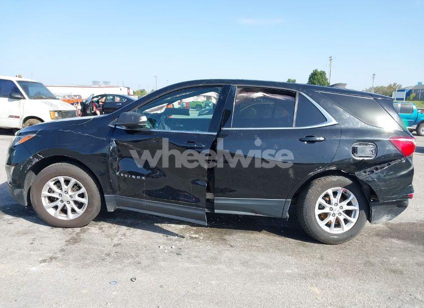 Photo 14 of 2018 Chevrolet Equinox LT (VIN 3GNAXJEV8JL128847)