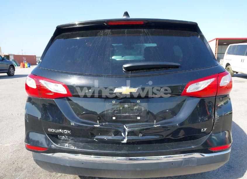 Photo 16 of 2018 Chevrolet Equinox LT (VIN 3GNAXJEV8JL128847)