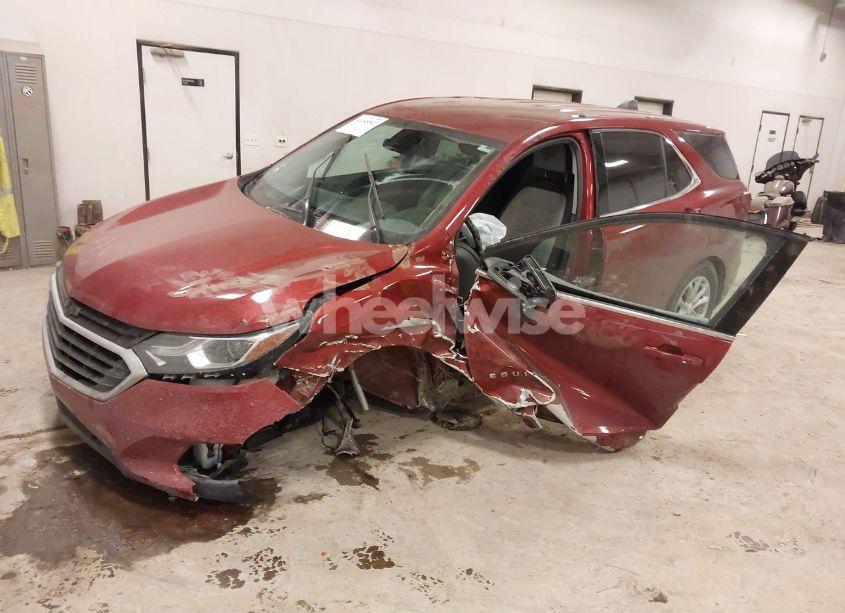 Photo 2 of 2018 Chevrolet Equinox LT (VIN 3GNAXJEV8JL397463)