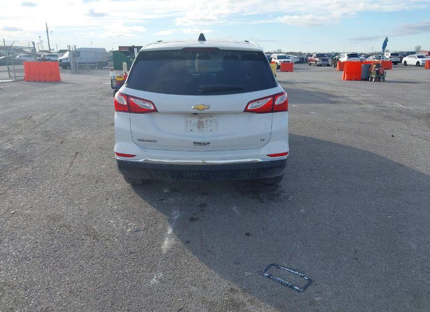 Photo 16 of 2018 Chevrolet Equinox LT (VIN 3GNAXJEV8JL409837)
