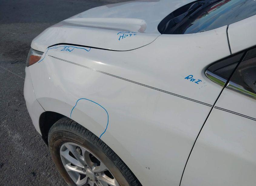 Photo 19 of 2018 Chevrolet Equinox LT (VIN 3GNAXJEV8JL409837)