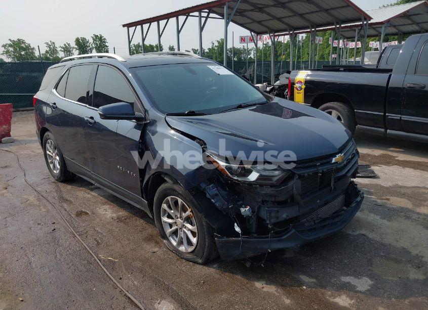 2018 Chevrolet Equinox LT (VIN 3GNAXJEV8JS500886) main photo