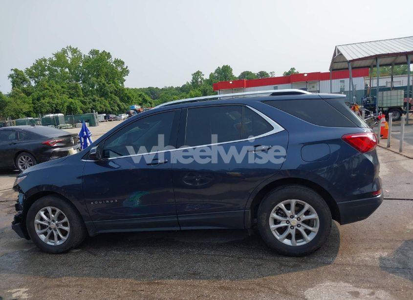 Photo 14 of 2018 Chevrolet Equinox LT (VIN 3GNAXJEV8JS500886)