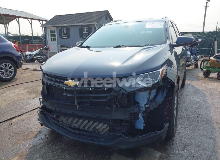 Photo 6 of 2018 Chevrolet Equinox LT (VIN 3GNAXJEV8JS500886)