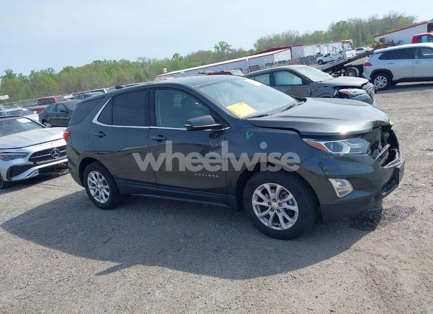 Photo 13 of 2018 Chevrolet Equinox LT (VIN 3GNAXJEV8JS504338)