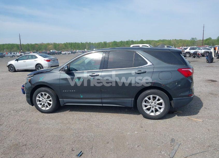 Photo 14 of 2018 Chevrolet Equinox LT (VIN 3GNAXJEV8JS504338)