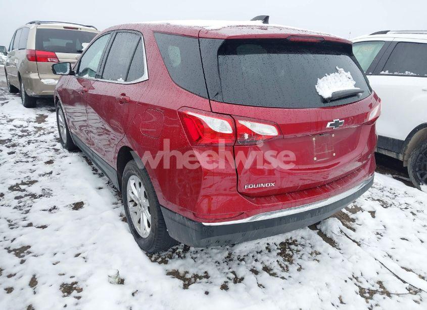 Photo 3 of 2018 Chevrolet Equinox LT (VIN 3GNAXJEV8JS507711)