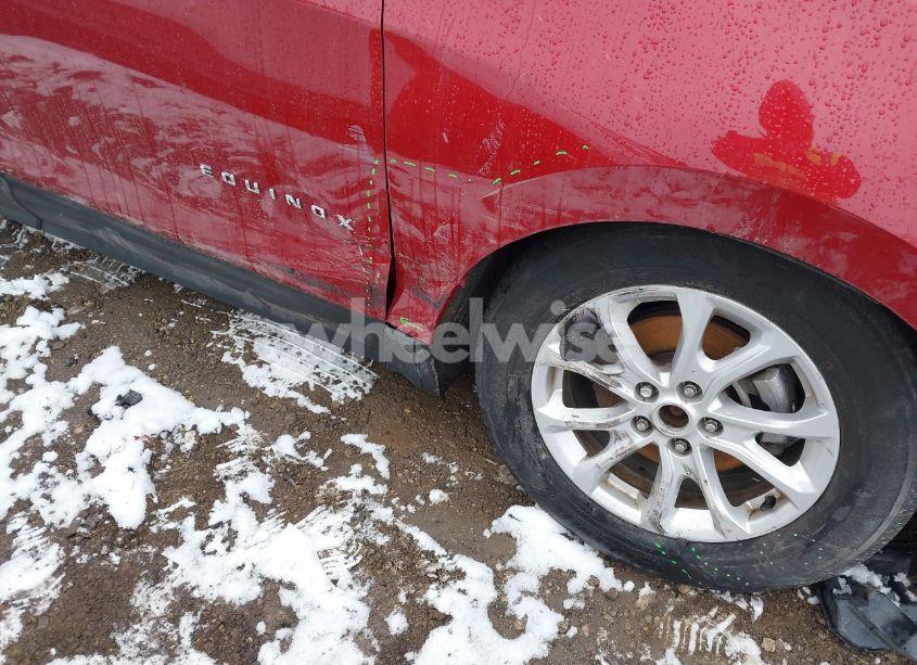 Photo 6 of 2018 Chevrolet Equinox LT (VIN 3GNAXJEV8JS507711)