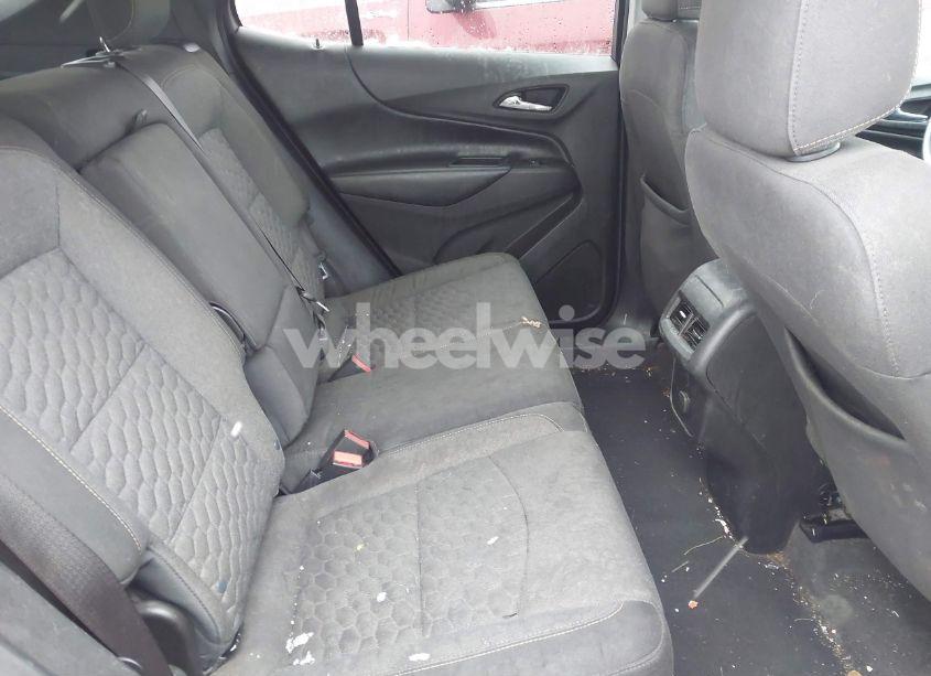 Photo 8 of 2018 Chevrolet Equinox LT (VIN 3GNAXJEV8JS507711)