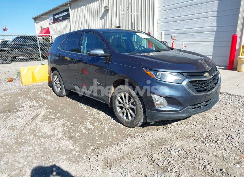 2018 Chevrolet Equinox LT (VIN 3GNAXJEV8JS542622) main photo